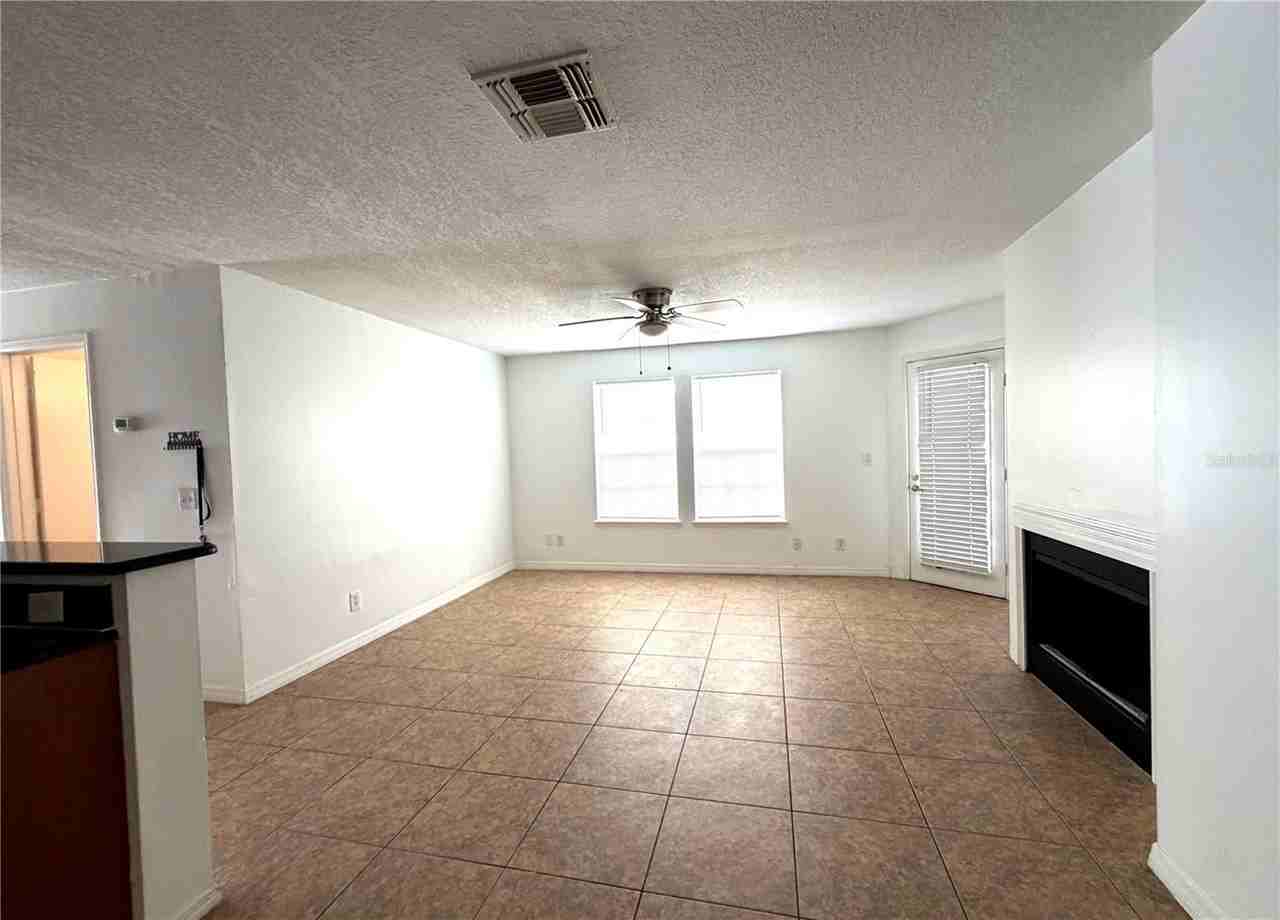 6016 Westgate Dr #102 - Photo 4 of 11