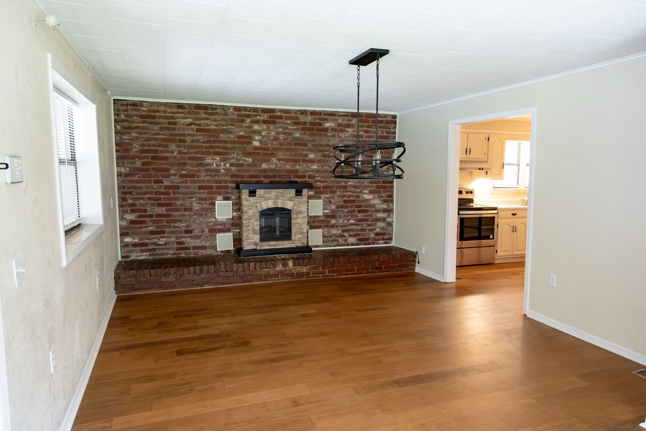 1101 N C St #1 - Photo 5 of 27