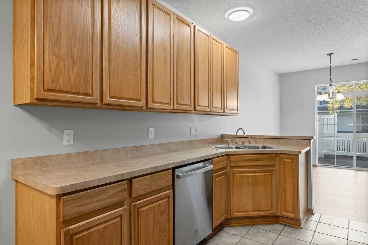 20367 Kensfield Trail - Photo 6 of 40