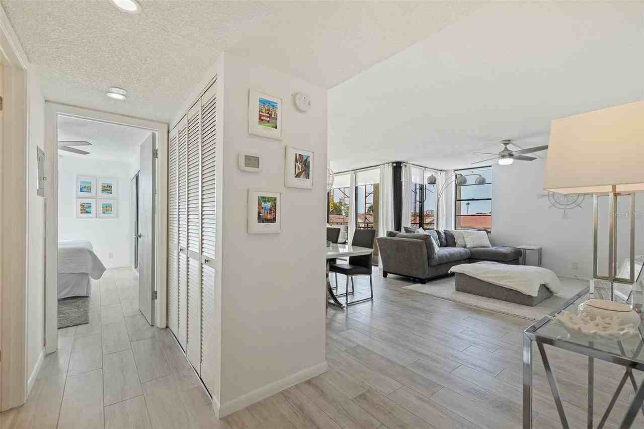 6145 Sun Blvd #304 - Photo 6 of 43