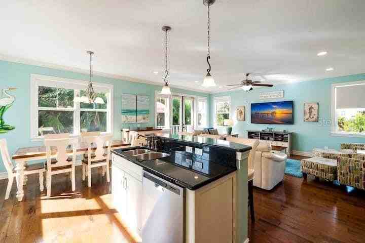 4808 Gulf Dr #B - Photo 6 of 50