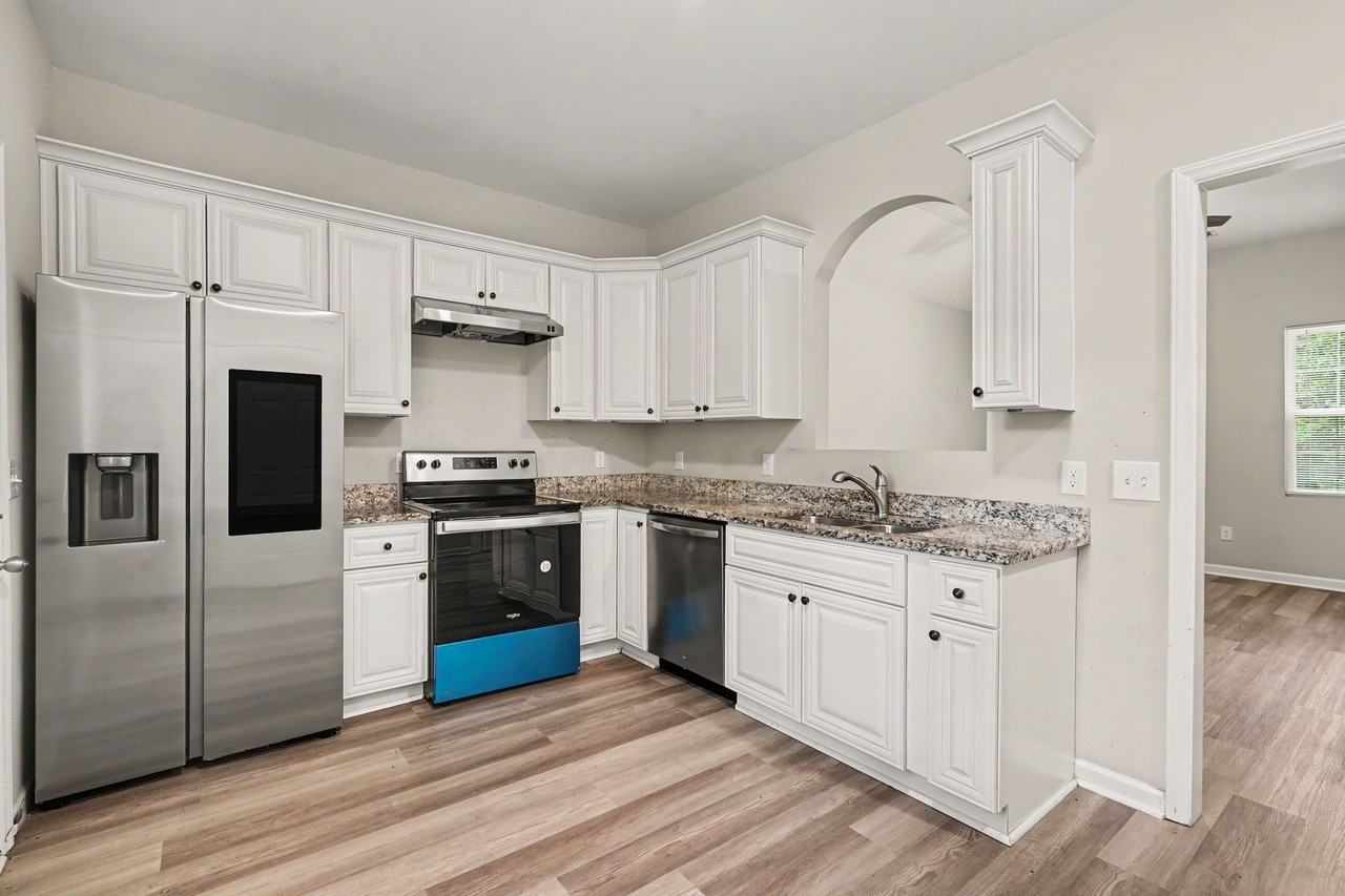635 Johns Ln #1 - Photo 2 of 20
