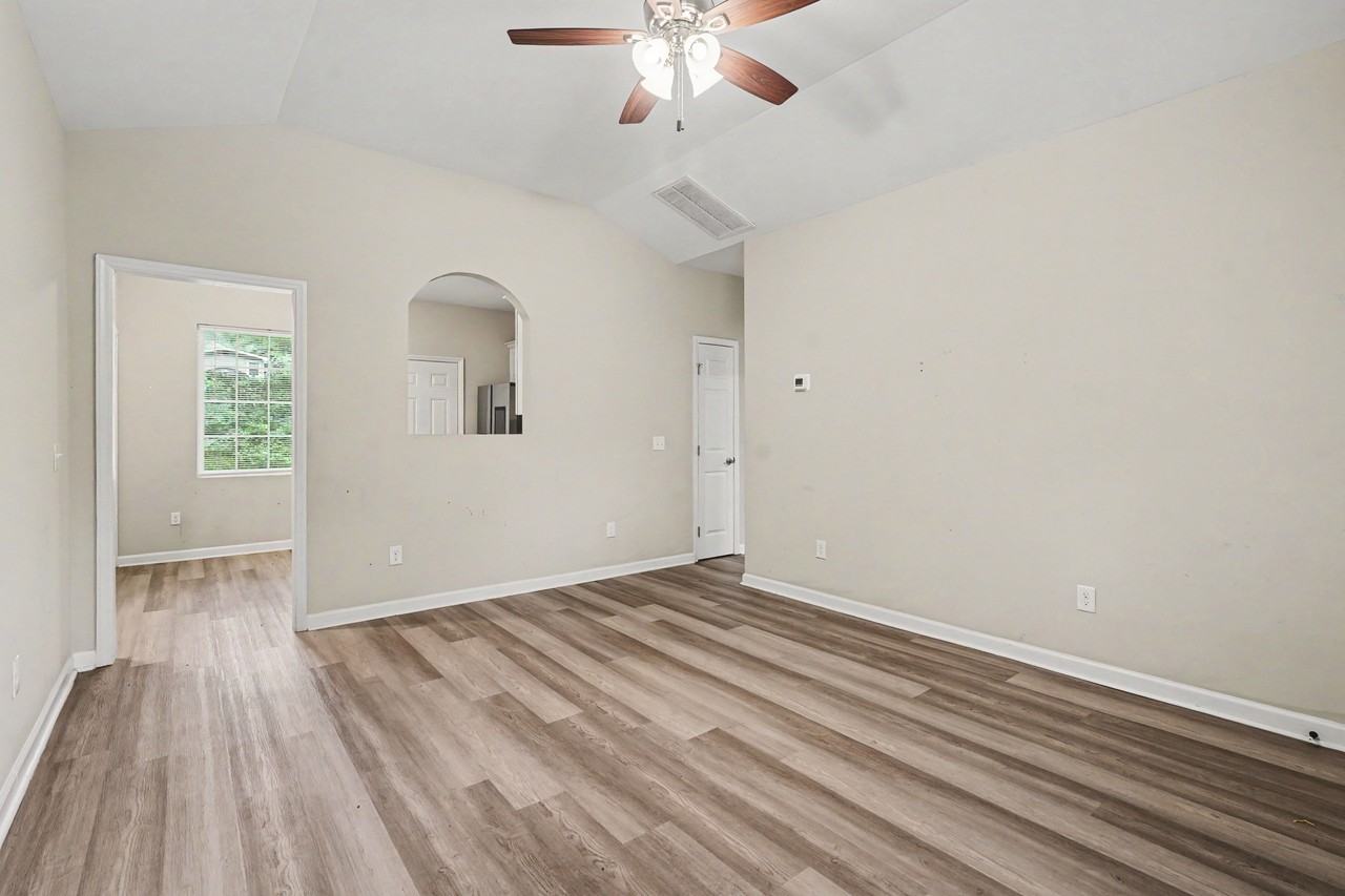 635 Johns Ln #1 - Photo 3 of 20