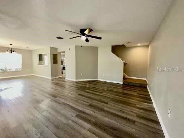 6335 Maisie Rd - Photo 4 of 21