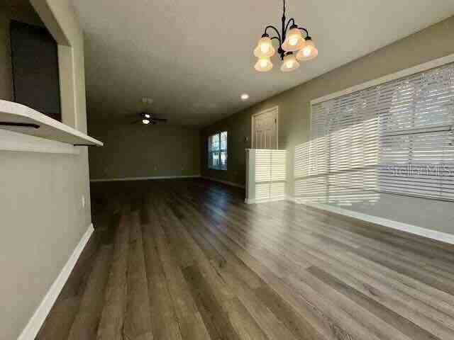 6335 Maisie Rd - Photo 6 of 21