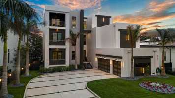 featured image of 5131 W Neptune Way