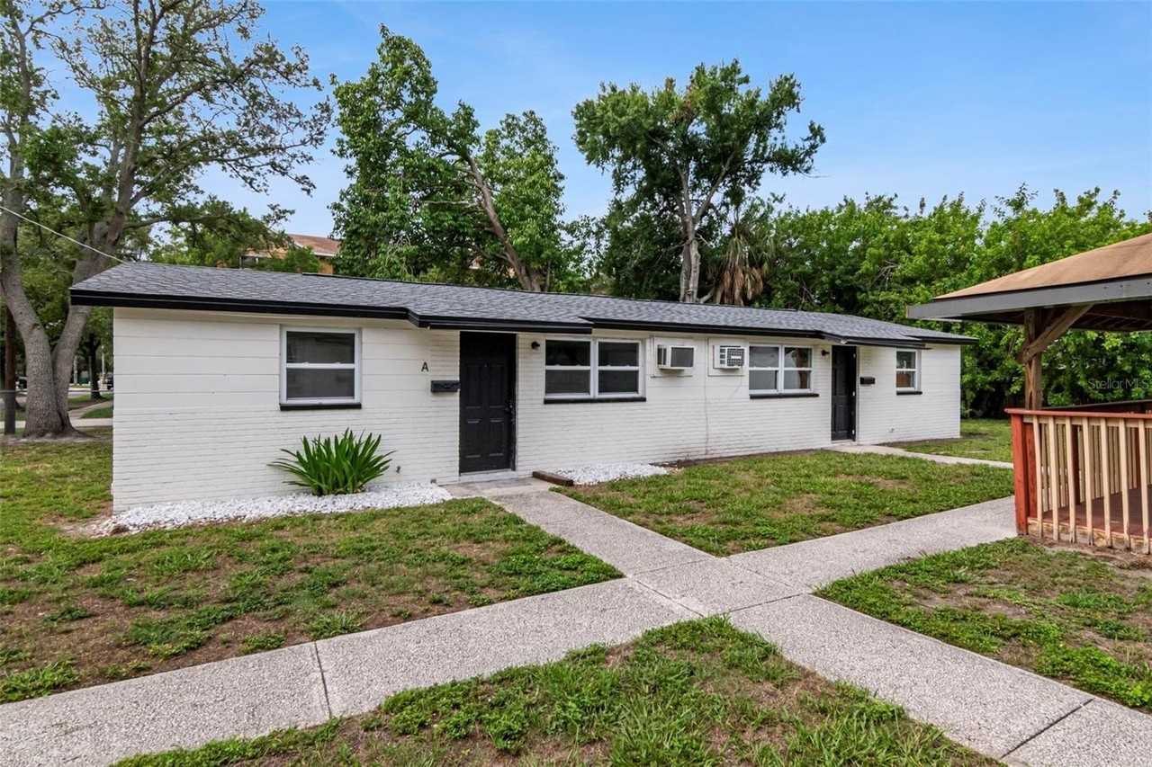 6713 S Kissimmee St - Photo 2 of 47