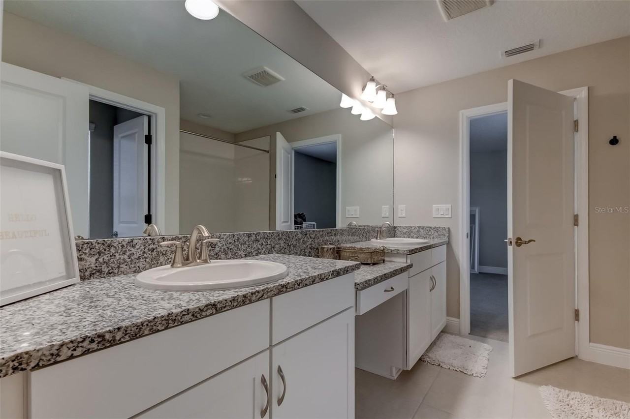 13118 Jeter Creek Dr - Photo 3 of 23