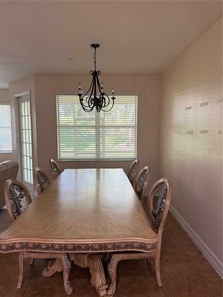 7460 Terrace River Dr - Photo 5 of 19