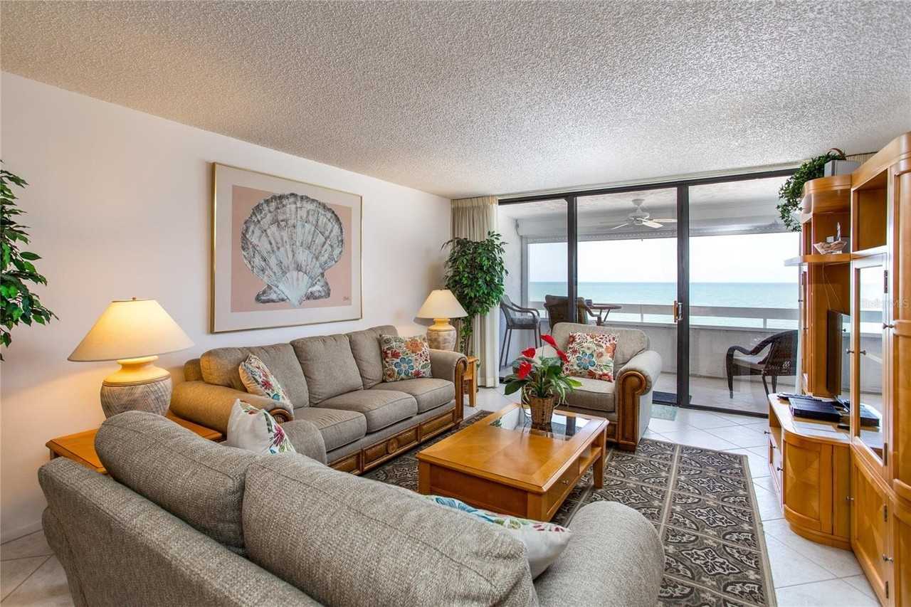 17940 Gulf Blvd #6E - Photo 5 of 30