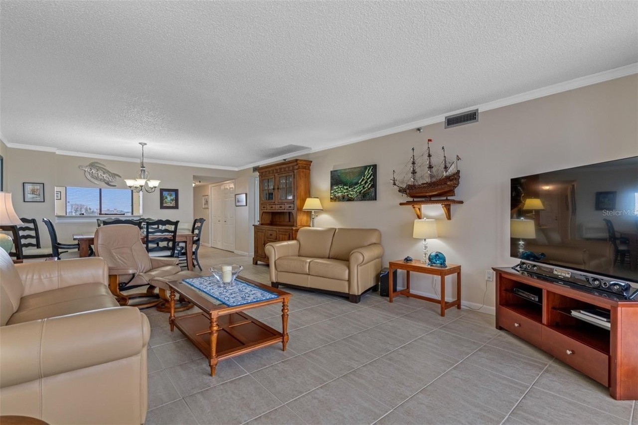 19111 Vista Bay Dr #612 - Photo 2 of 36