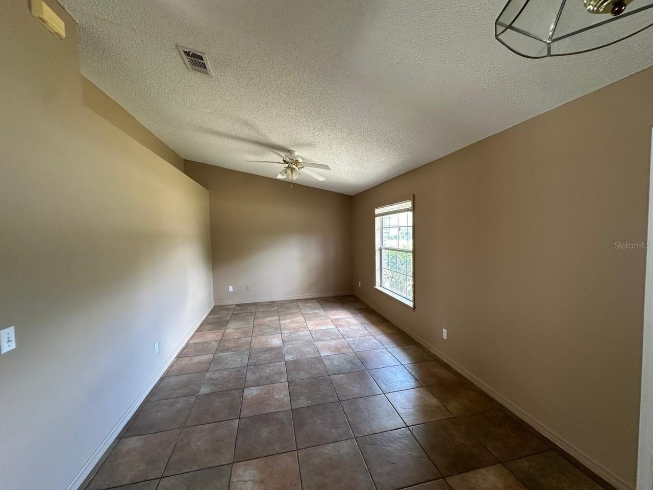 1730 Sumatra Ave - Photo 4 of 22