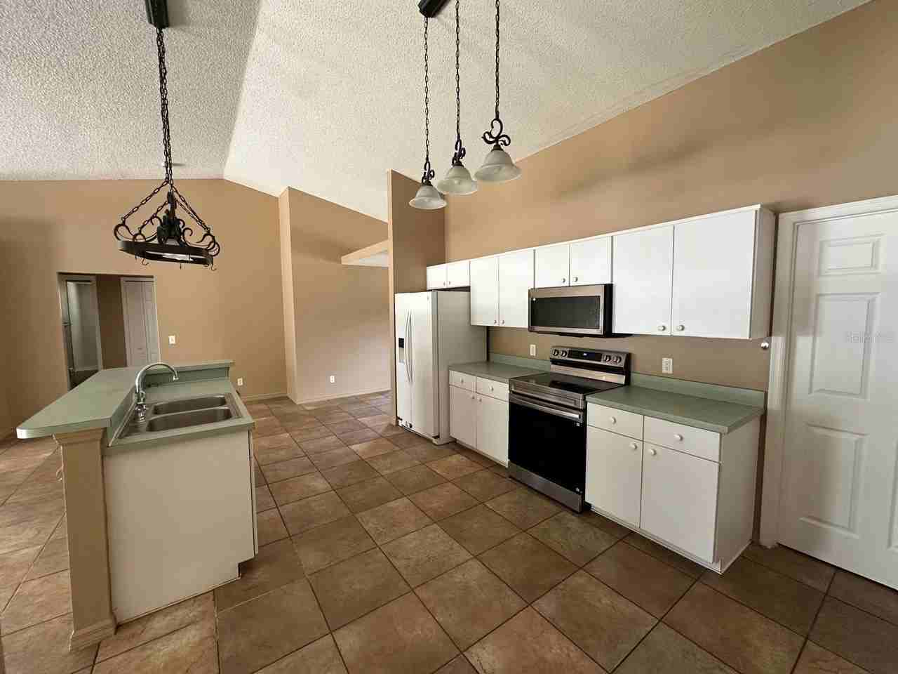 1730 Sumatra Ave - Photo 6 of 22