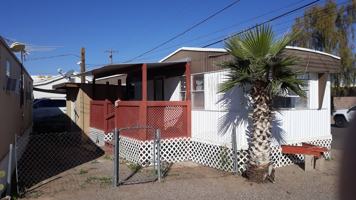 featured image of 200 S Marshall St