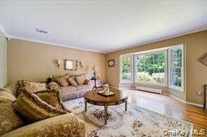 10 Evergreen Ct - Photo 5 of 31
