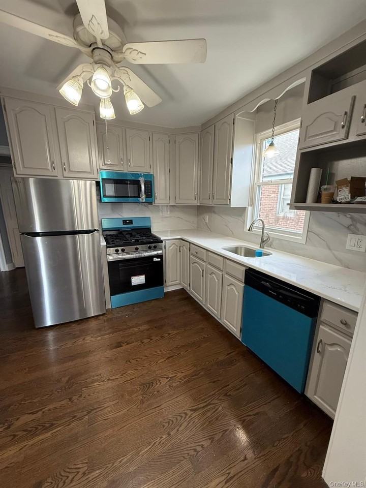 253 Kensington Rd - Photo 6 of 12