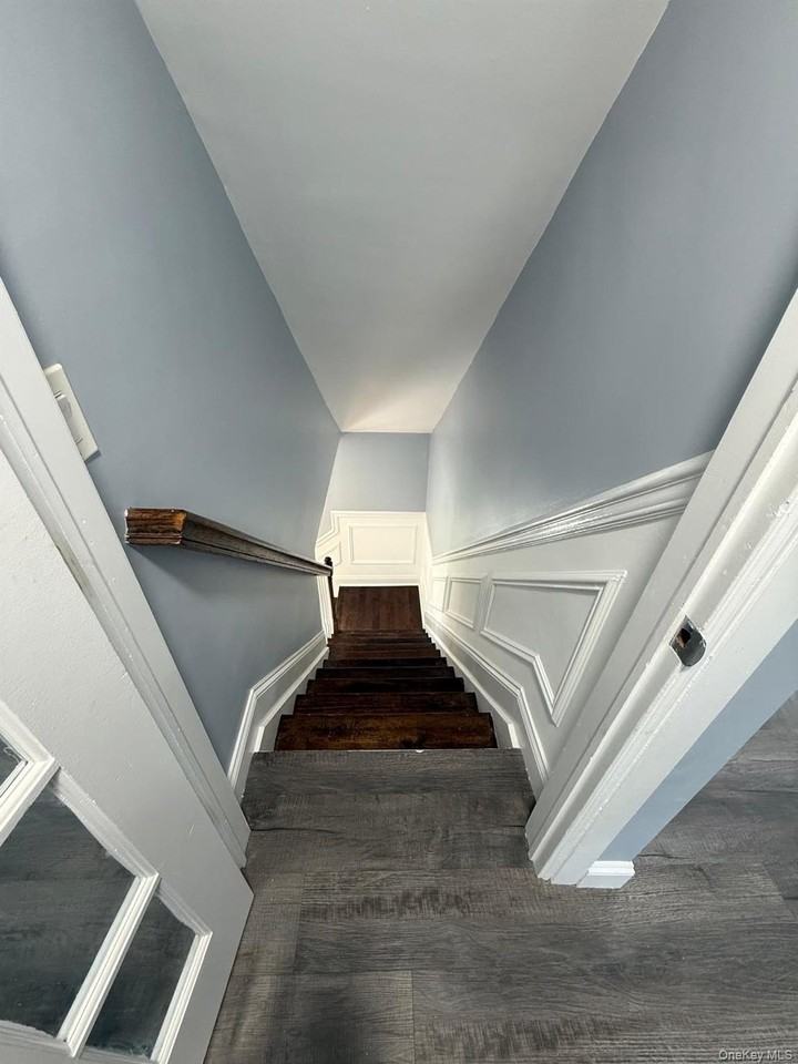 253 Kensington Rd - Photo 7 of 12