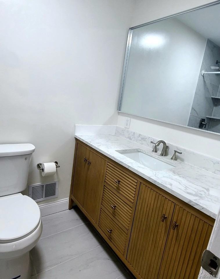 22109 59th Ave #1st - Photo 6 of 18