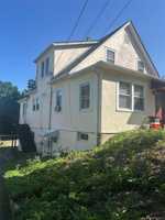 featured image of 34 Bedford Ave