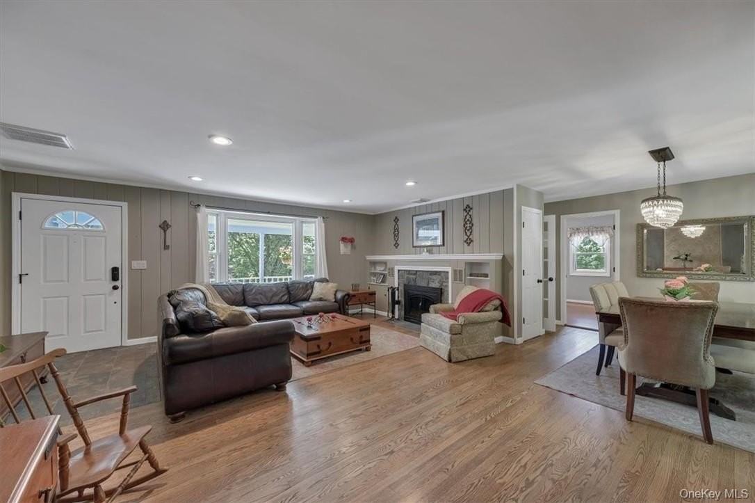 13 Split Rock Rd - Photo 6 of 36