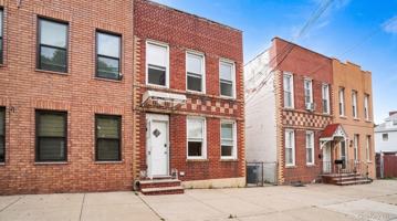 featured image of 5722 63rd St