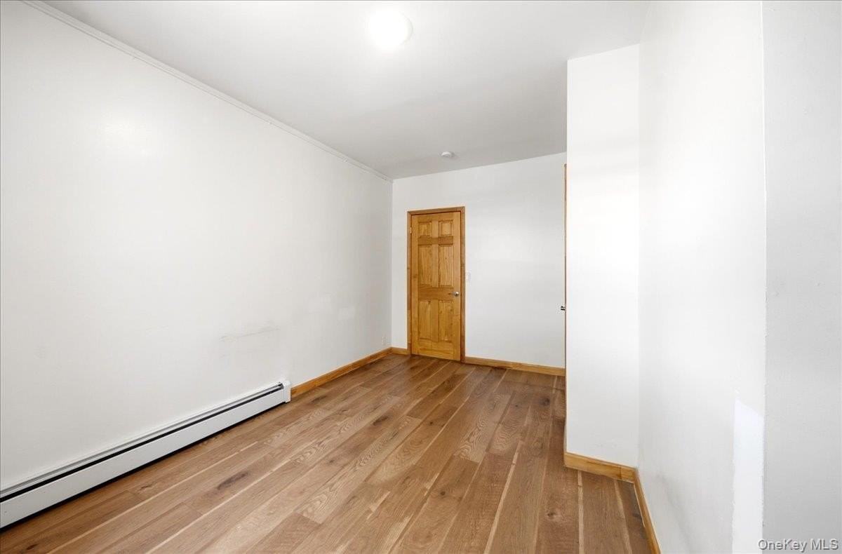 1850 Unionport Rd - Photo 2 of 13