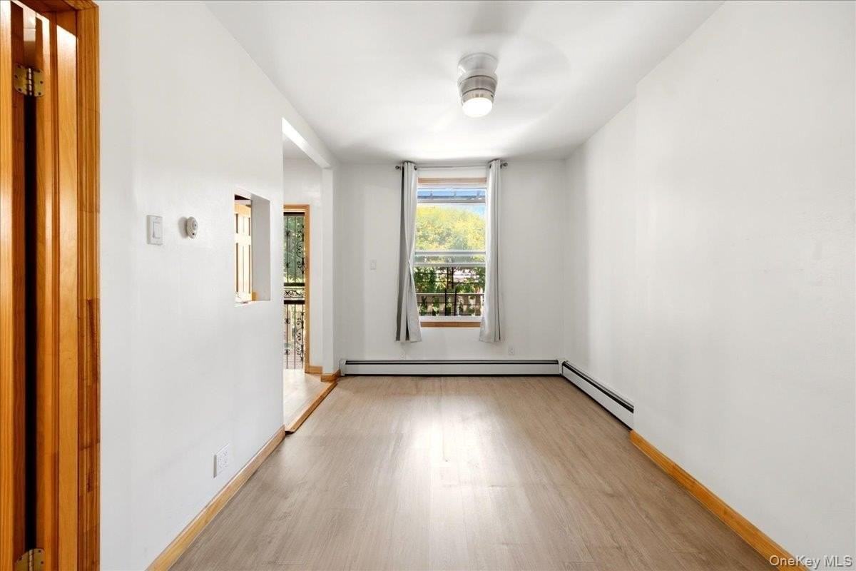 1850 Unionport Rd - Photo 6 of 13