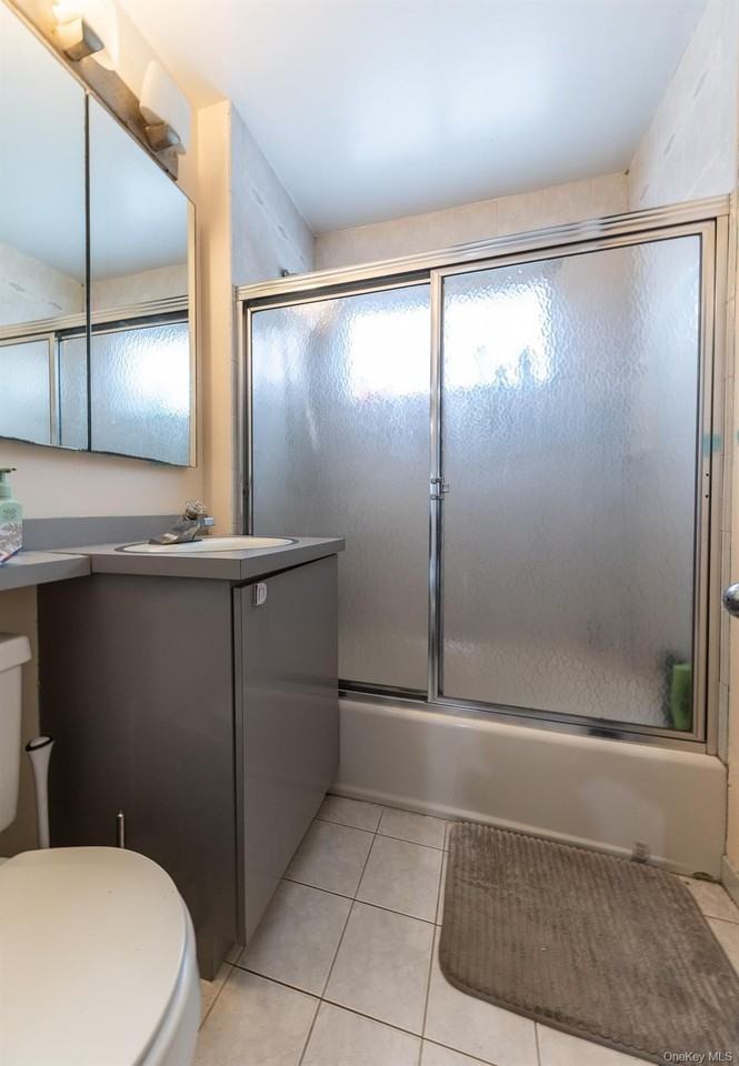100 Georgia Ave - Photo 7 of 12