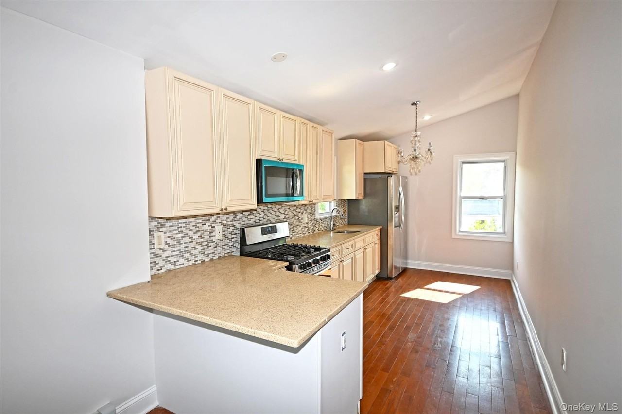 14529 243rd St #2 - Photo 5 of 35