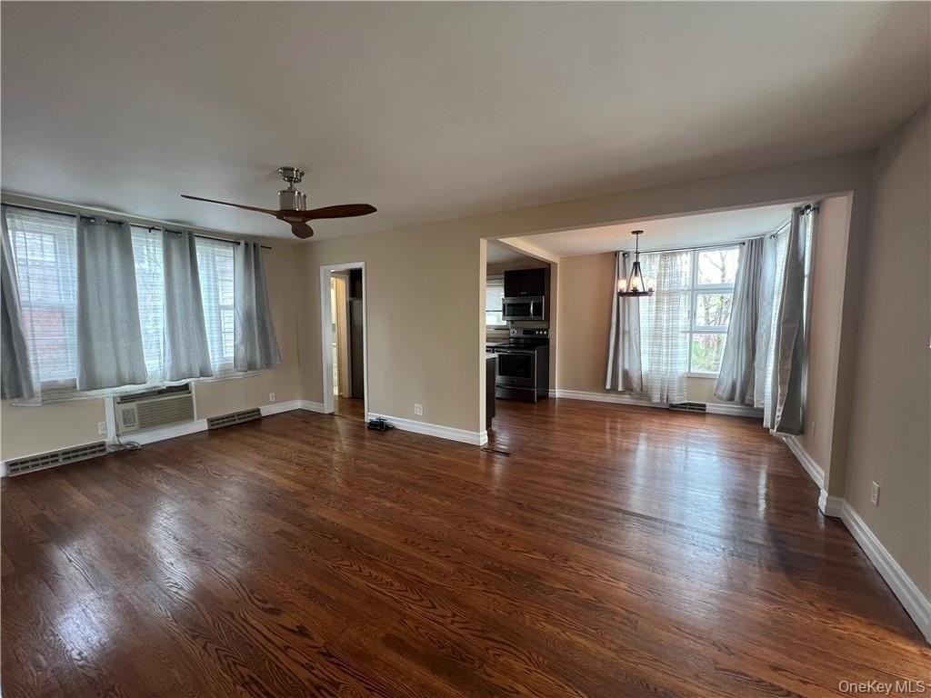 3180 Lincoln Dr - Photo 2 of 13