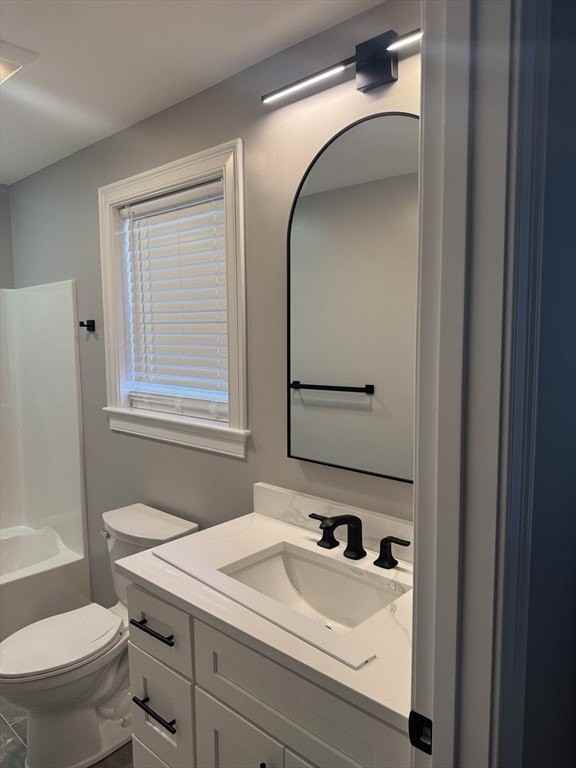 214 Horton St #214 - Photo 7 of 12