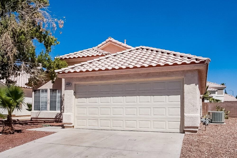 4432 Rodman Dr - Photo 3 of 15