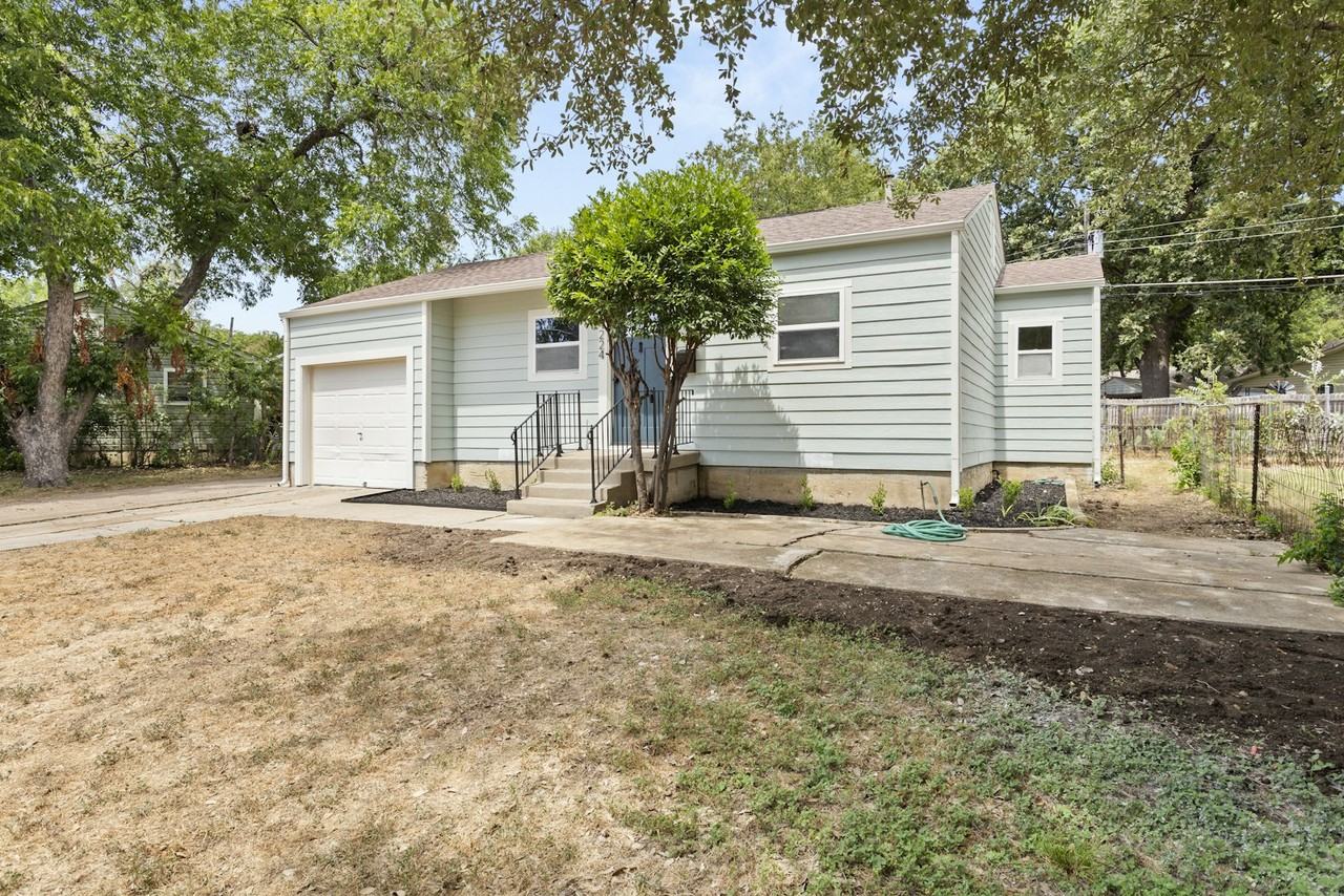4224 Alamo Avenue - Photo 6 of 19