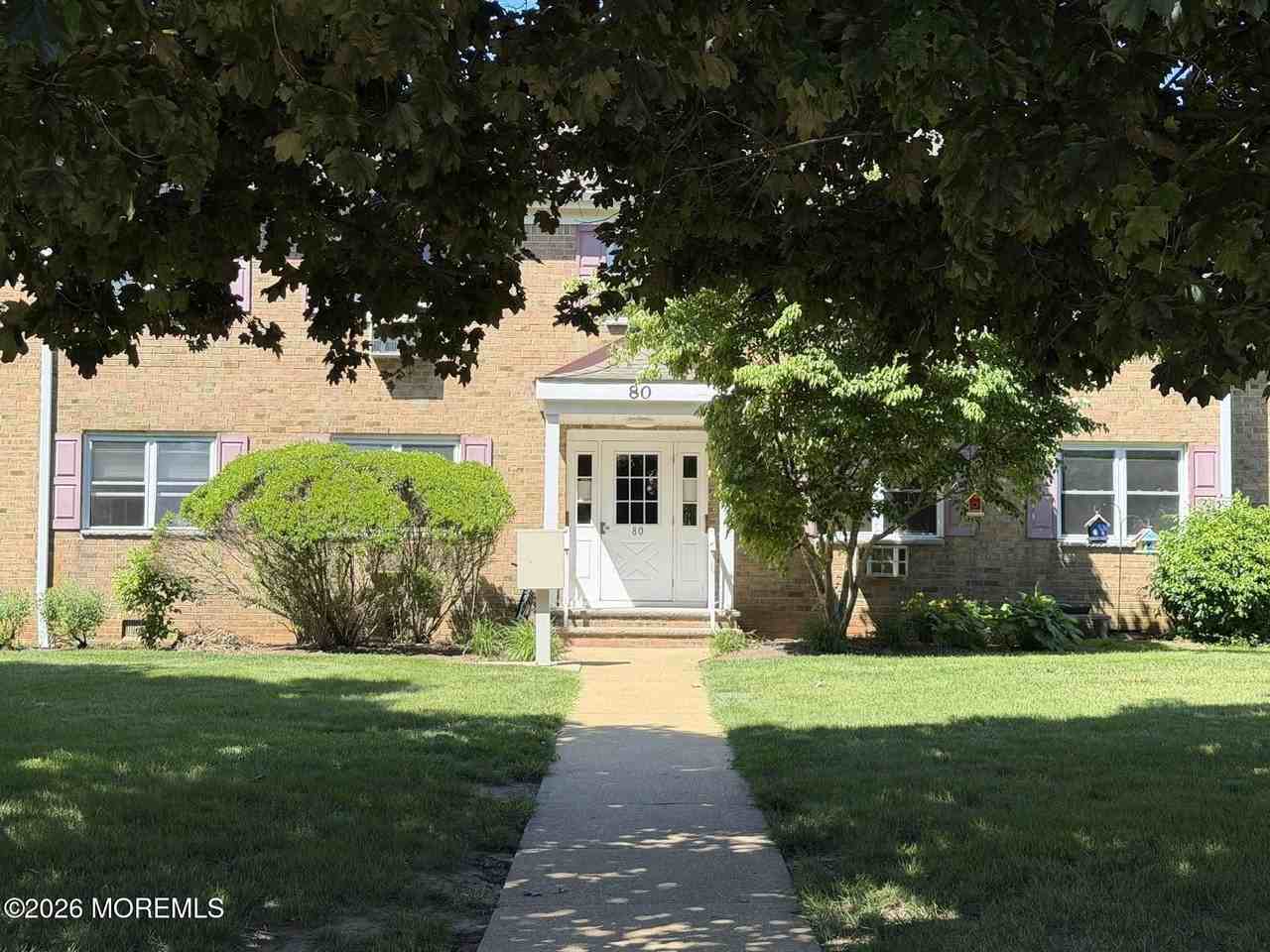 80 Manchester Ct #E - Photo 2 of 19