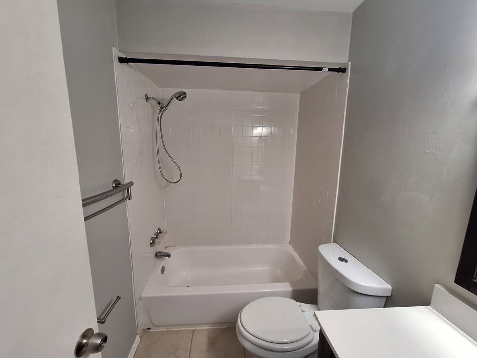 919 East Orange Street, Unit APT E - Photo 6 of 20