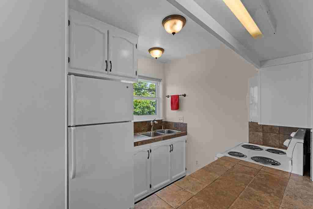 3506 28th Street #B - Photo 6 of 21