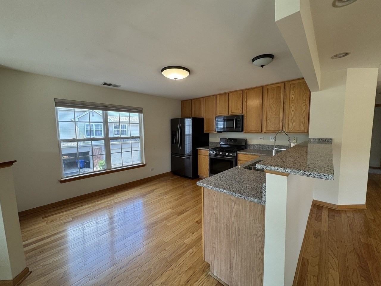 2268 Vanderbilt Dr #2268 - Photo 6 of 20