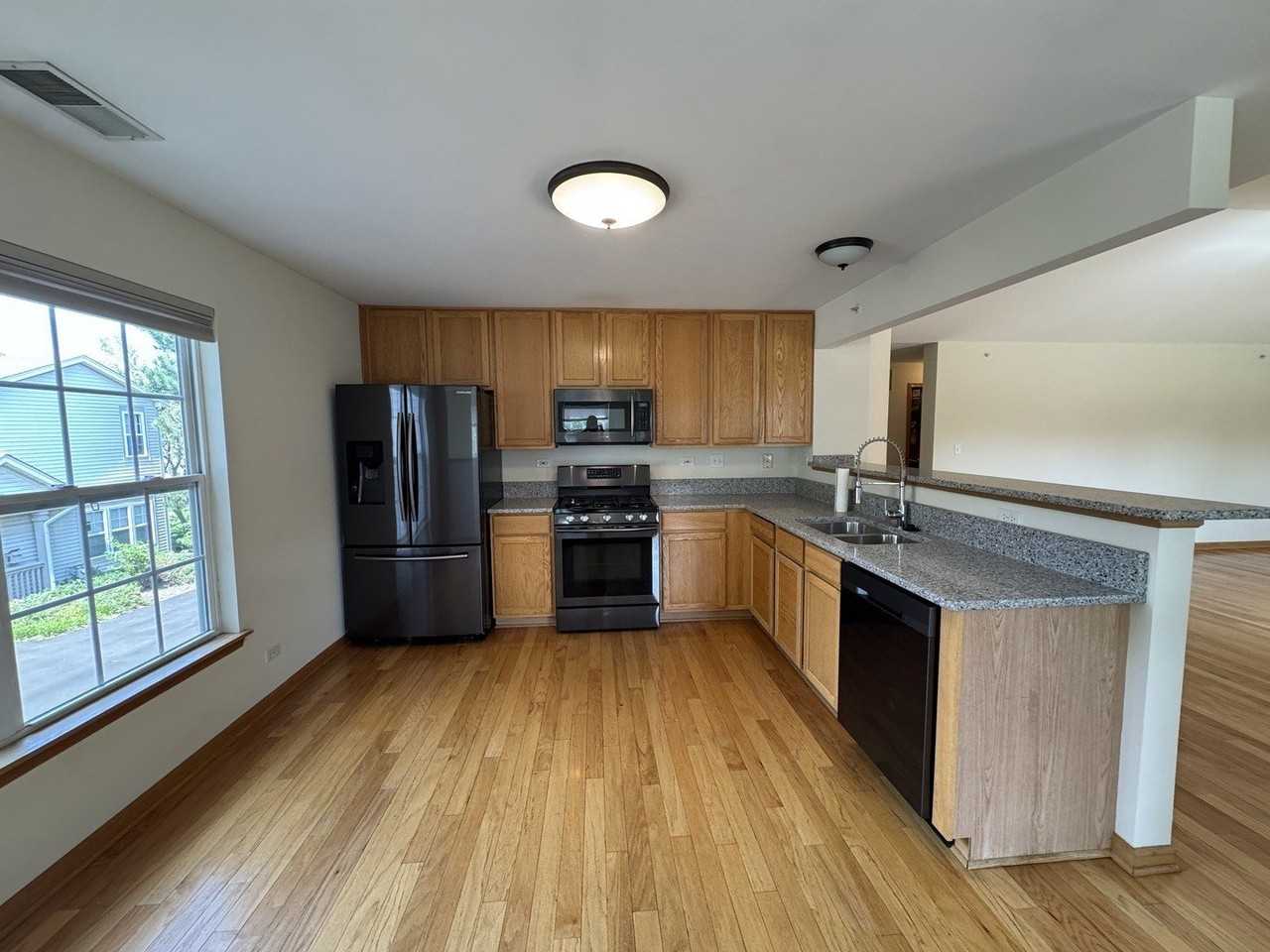 2268 Vanderbilt Dr #2268 - Photo 7 of 20