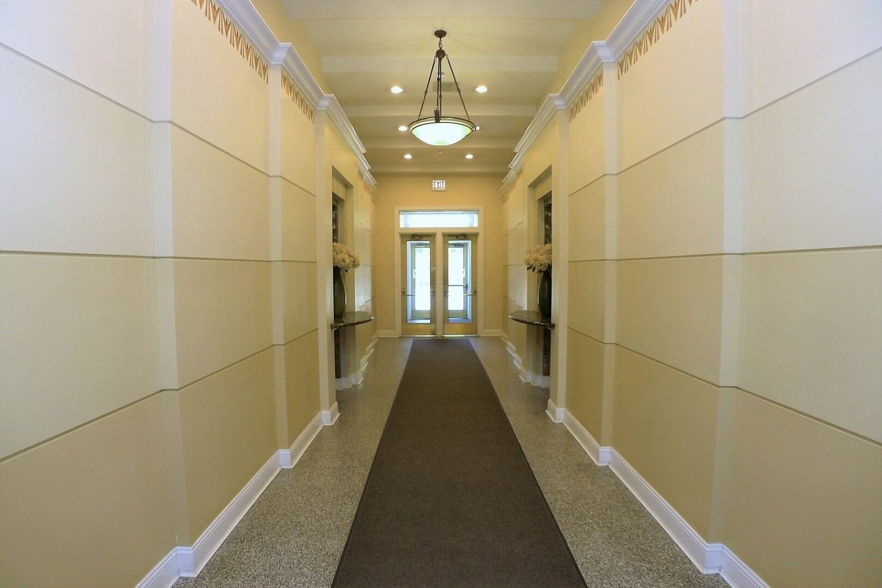 807 Church St #313 - Photo 4 of 25