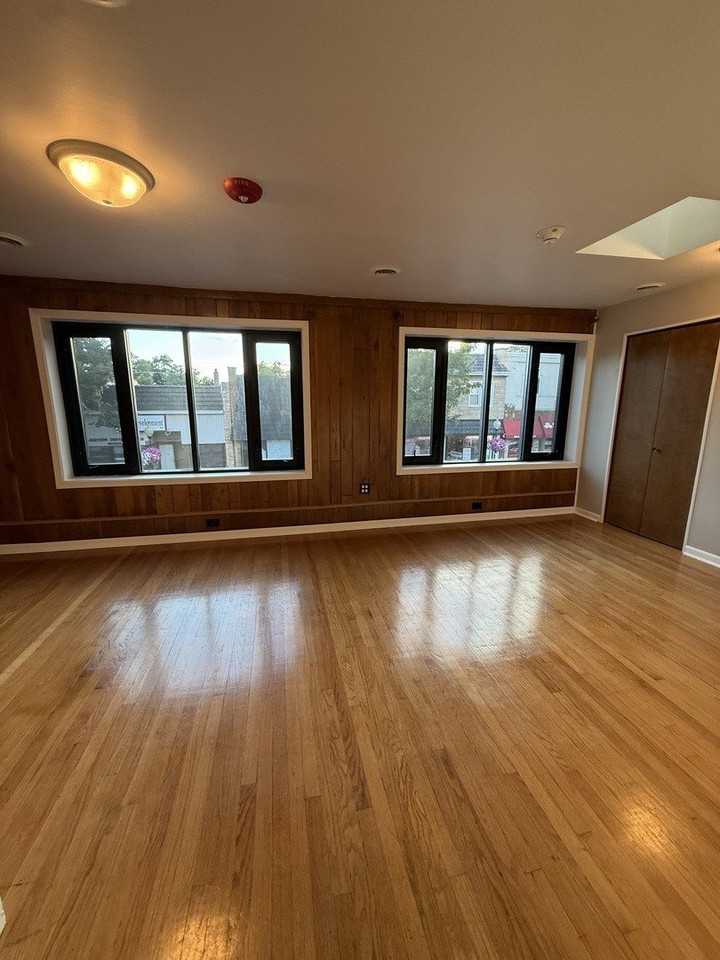 33 N Cass Ave #2 - Photo 4 of 12