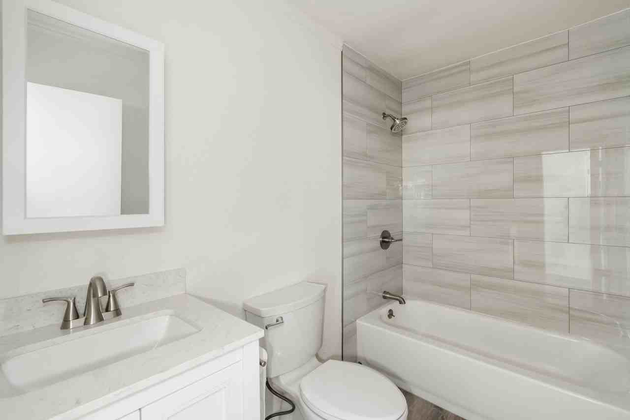 84-814A Farrington Hwy, Unit 2 - Photo 3 of 18