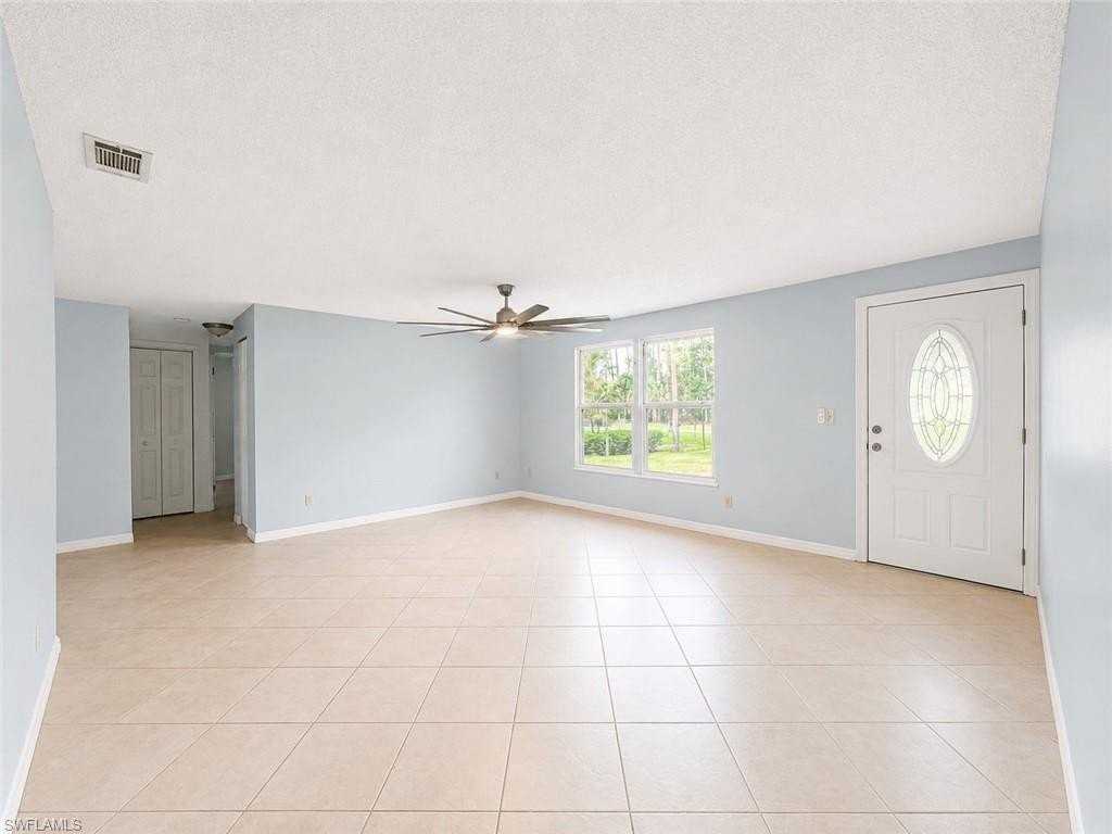 4980 Coral Wood Dr - Photo 5 of 17