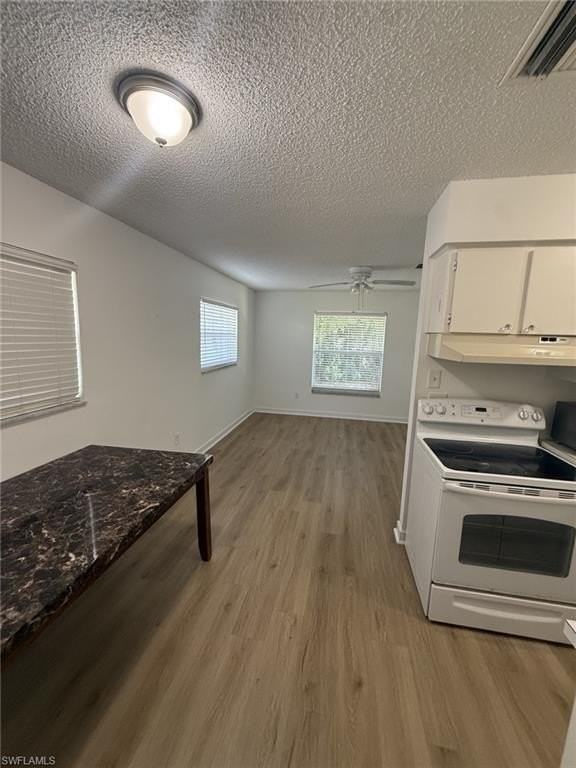 1124 Highlands Dr - Photo 5 of 11