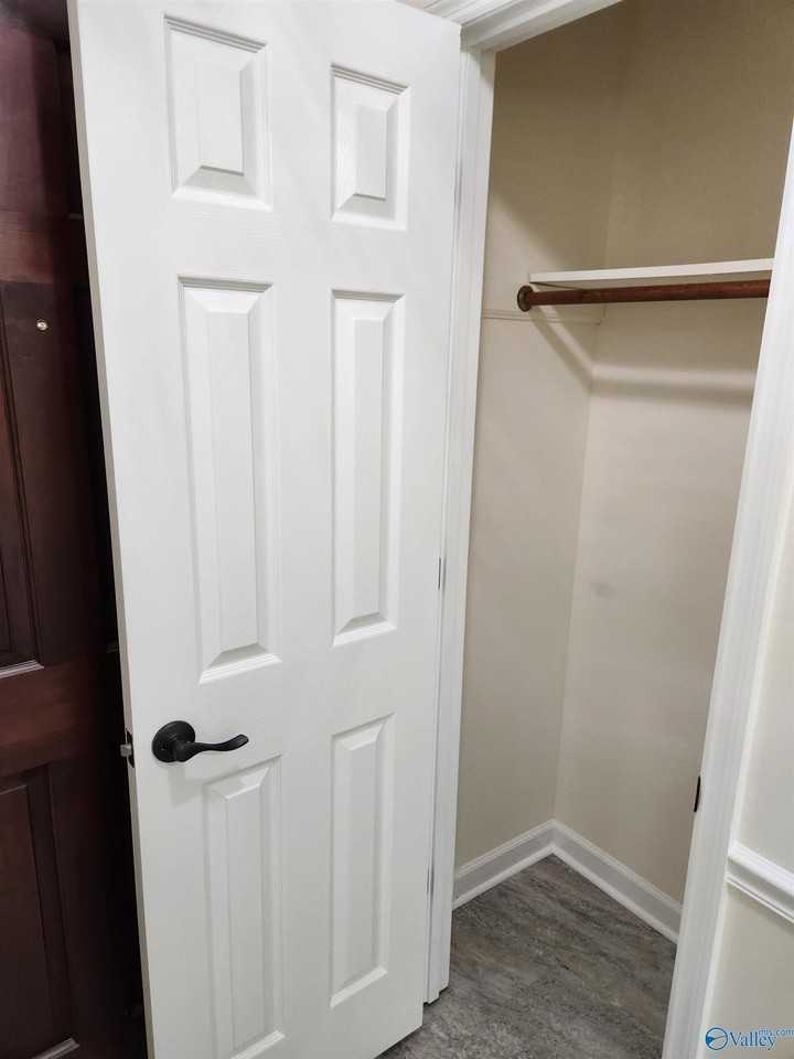 122 Featherstone Ln Se - Photo 5 of 50
