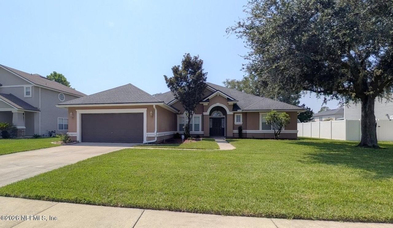 3120 Double Oaks Dr - Photo 2 of 33