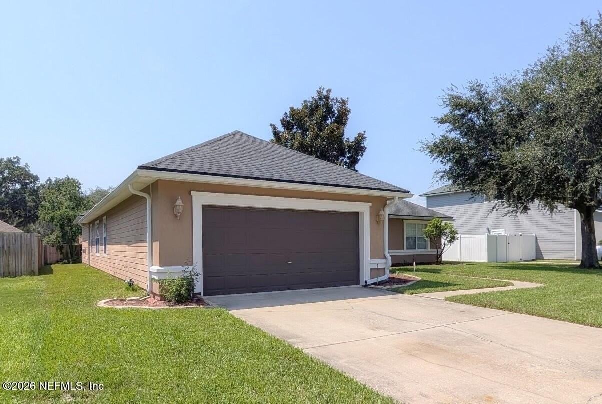 3120 Double Oaks Dr - Photo 4 of 33