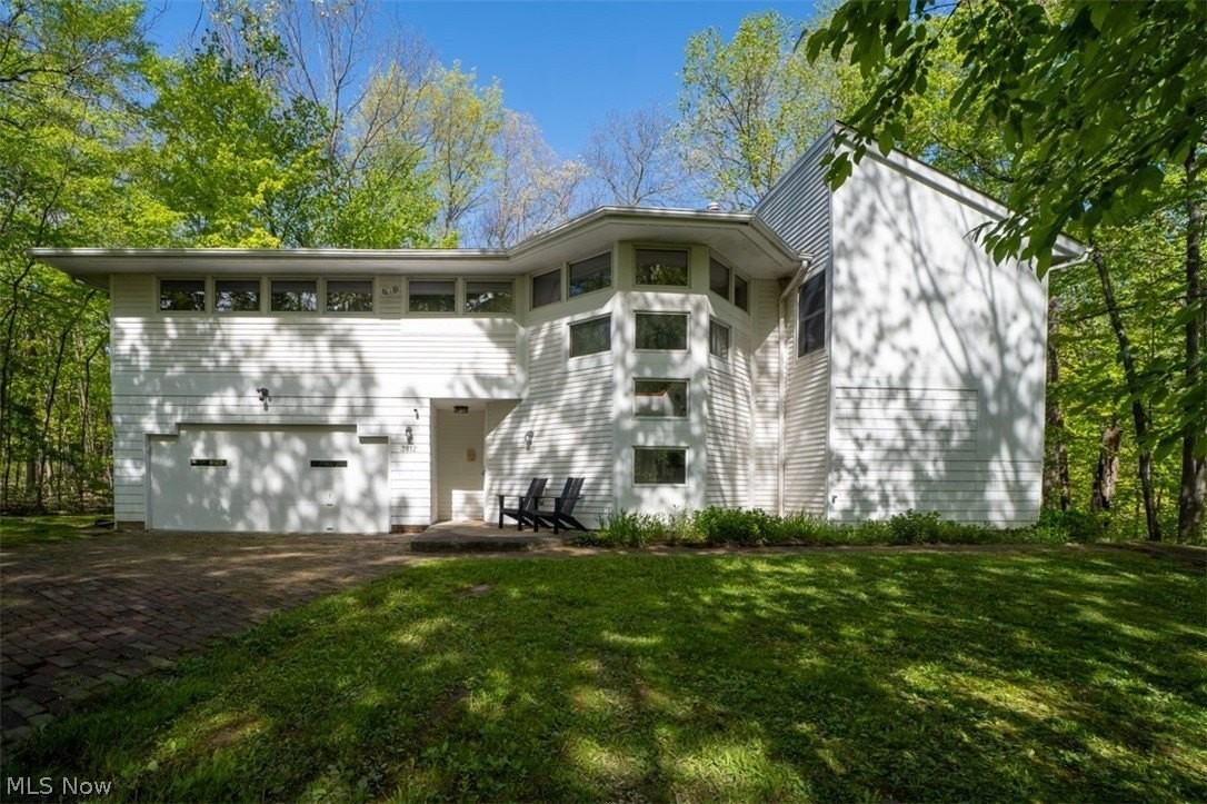 3812 Ellendale Rd - Photo 2 of 50