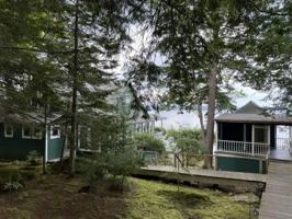 featured image of 211 Lake Ave