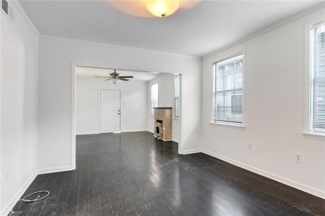3007 Robert St - Photo 4 of 7