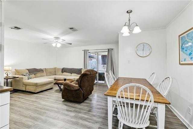 641 Fielding Ave - Photo 4 of 18